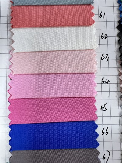 DG-ZQ ZQW222 RPET 150D記憶平紋PU 成分：100%Poly 幅寬：150CM 細節-2